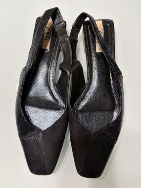 Zara Black Textured Pointed Slingback Flats
